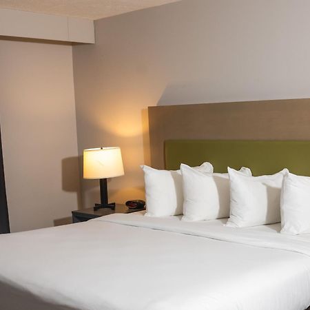 Kearsarge Country Inn & Suites By Radisson, Erie, Pa מראה חיצוני תמונה