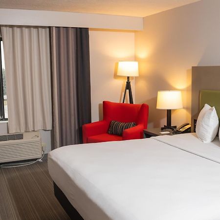 Kearsarge Country Inn & Suites By Radisson, Erie, Pa מראה חיצוני תמונה