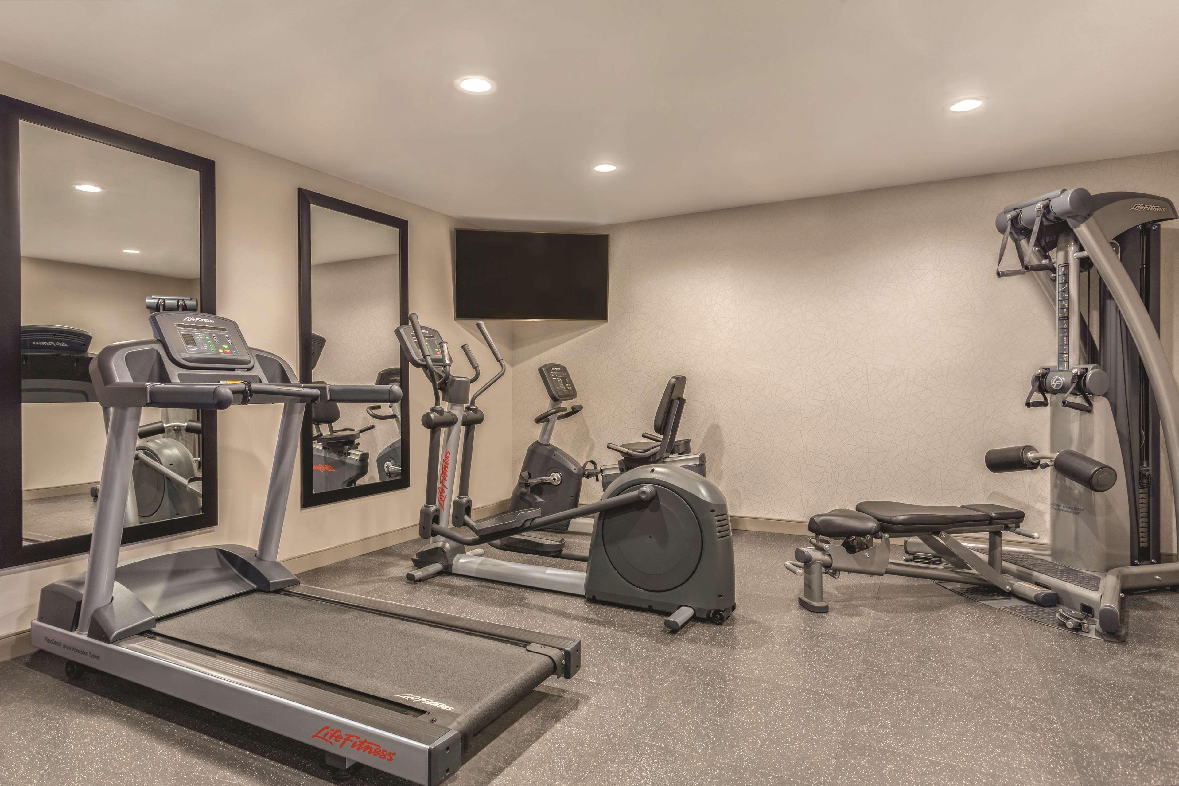 Kearsarge Country Inn & Suites By Radisson, Erie, Pa מראה חיצוני תמונה