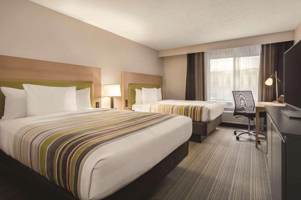 Kearsarge Country Inn & Suites By Radisson, Erie, Pa חדר תמונה