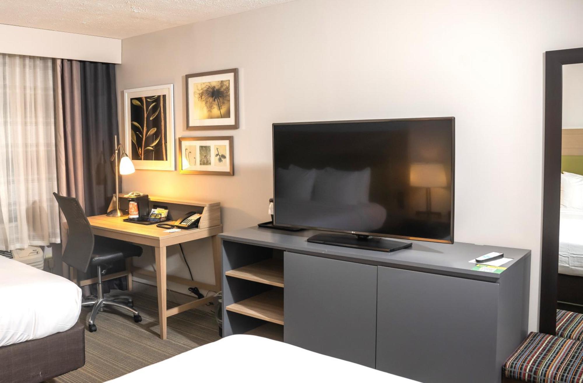 Kearsarge Country Inn & Suites By Radisson, Erie, Pa מראה חיצוני תמונה